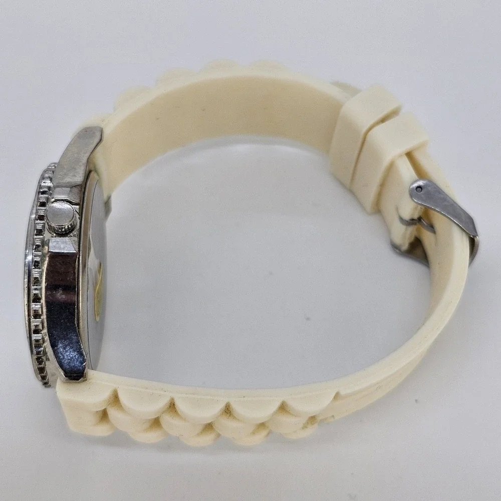 Women's Watch‎ 38MM White Dial Gray Case Cream Plastic Band Straps New Battery